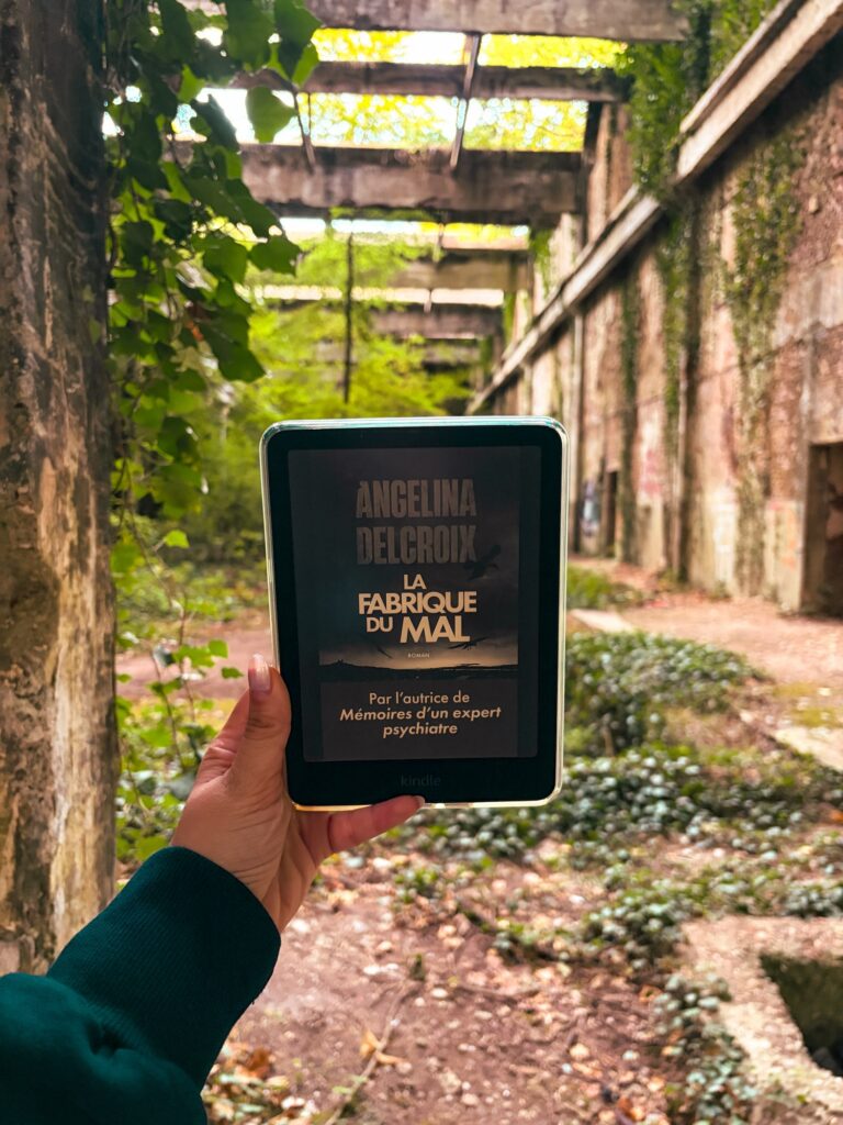 La fabrique du mal Angelina Delcroix